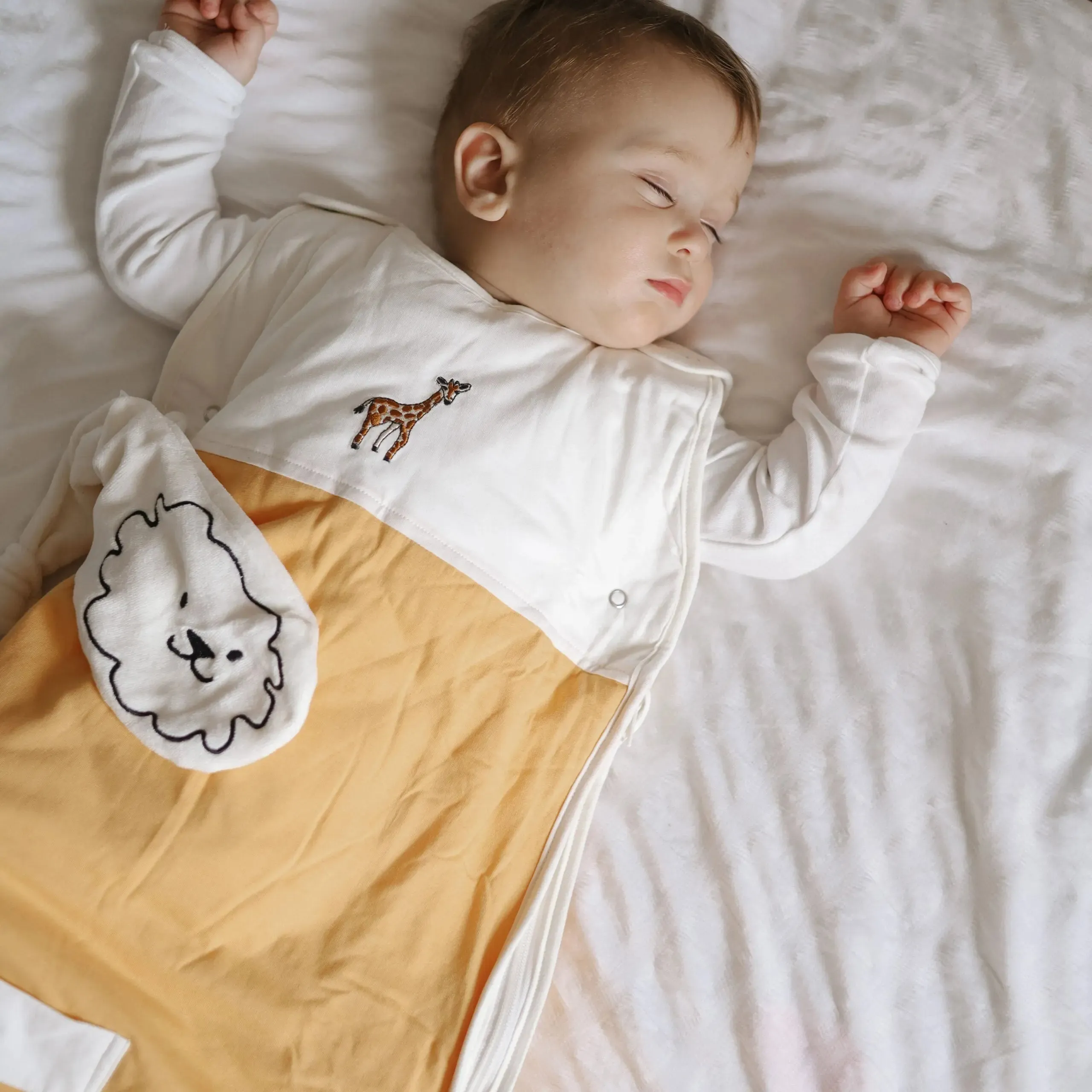 All-Season Bamboo Sleeping Bag - Embroidered