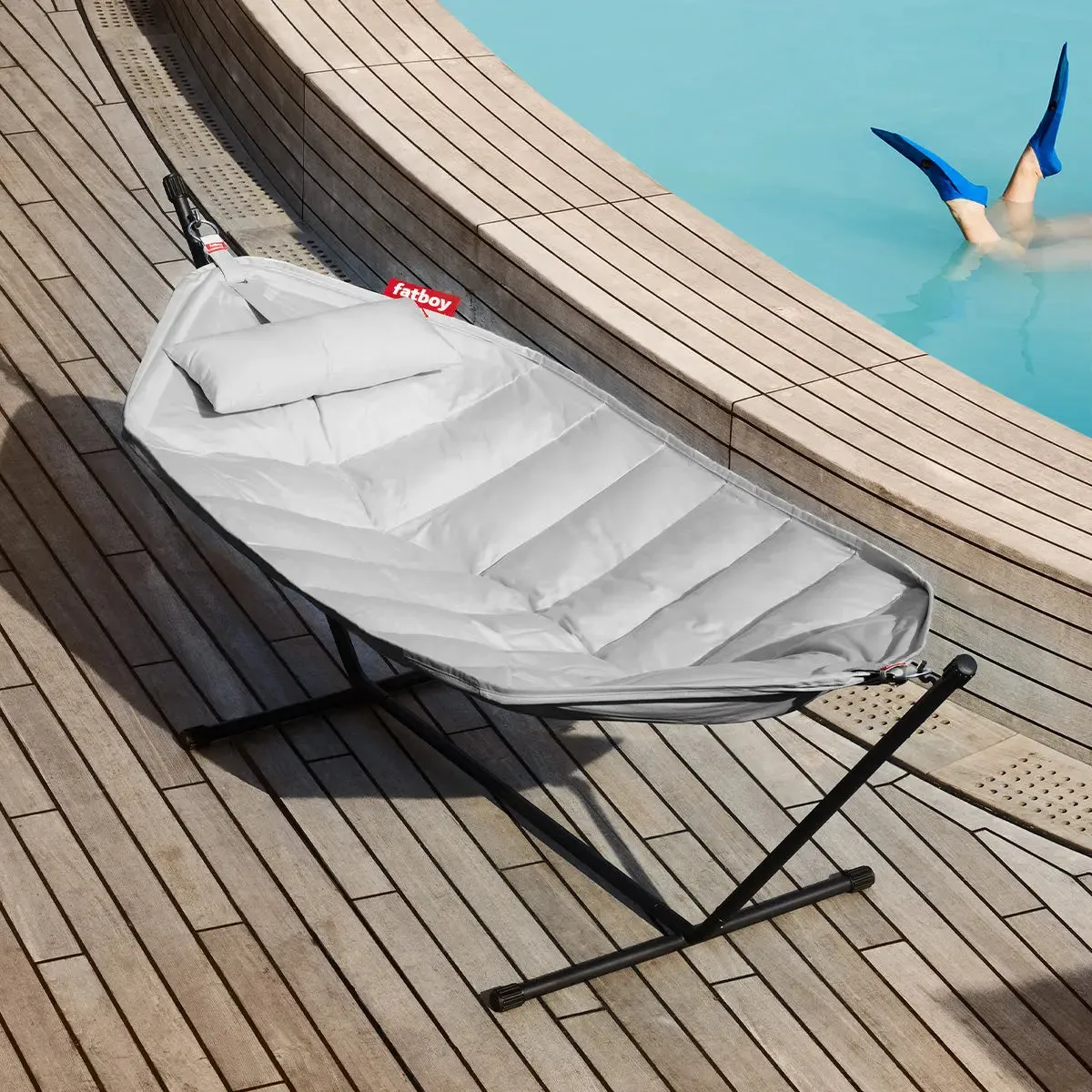 Fatboy Superb Hammock with Pillow and Black Frame (Mist)